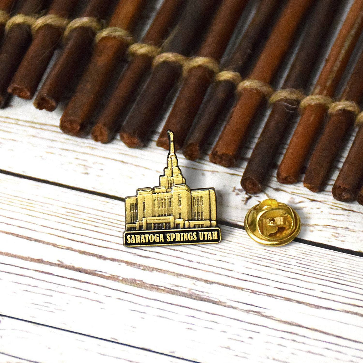 Saratoga Springs Temple 3/4" Antique Gold Temple Pin