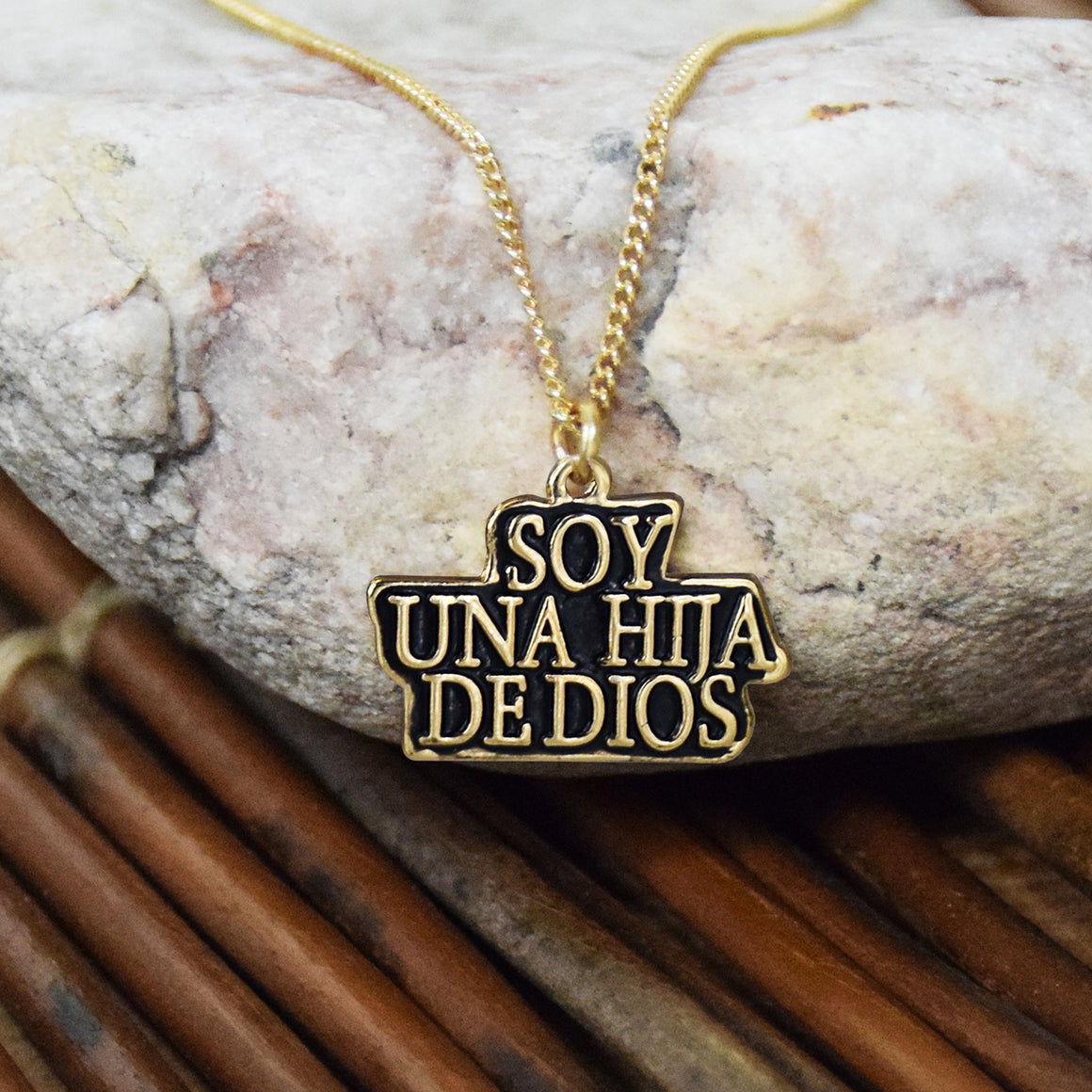 Soy Una Hija de Dios - Spanish - I Am A Child of God gold finish necklace